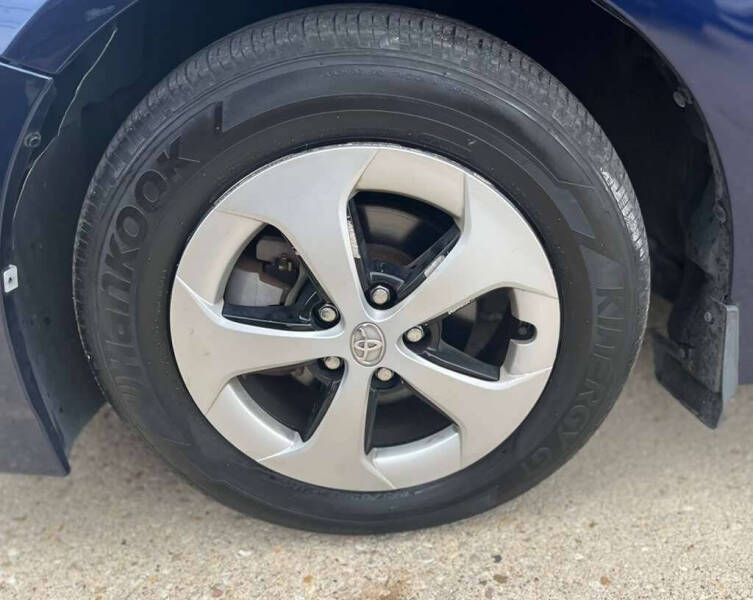 2012 Toyota Prius Three