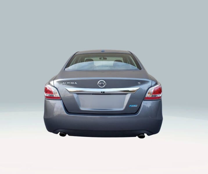 2014 Nissan Altima S photo 6