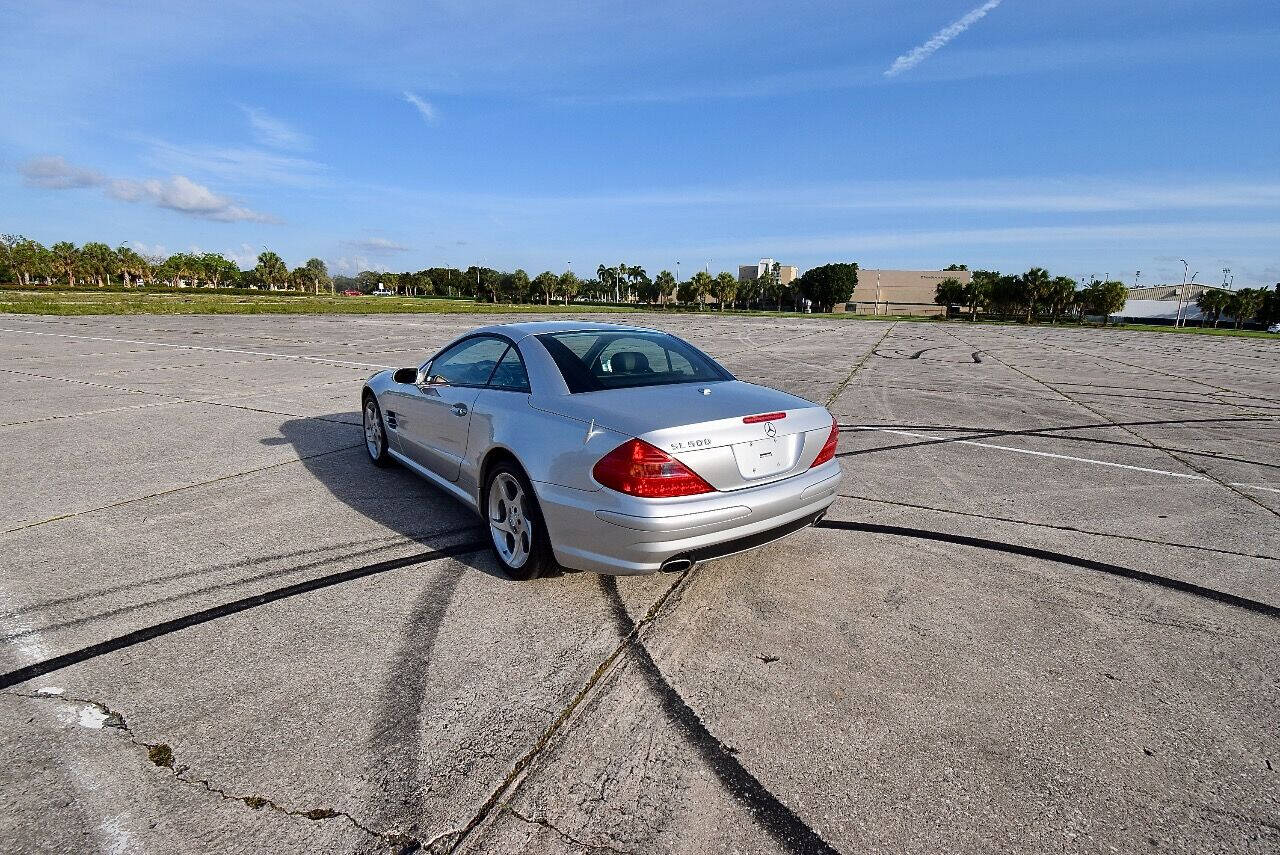2005 Mercedes-Benz SL-Class 36