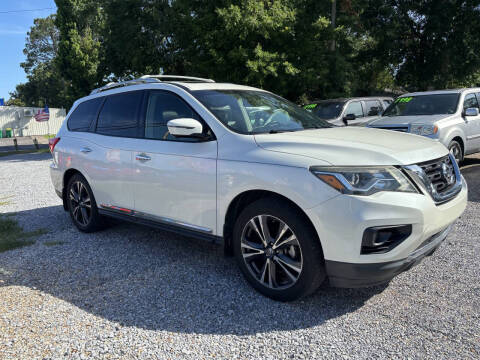 2017 Nissan Pathfinder Platinum