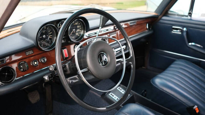 1973 Mercedes-Benz 280-Class
