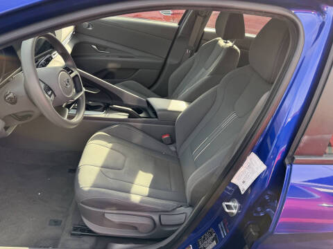 2023 Hyundai Elantra SEL