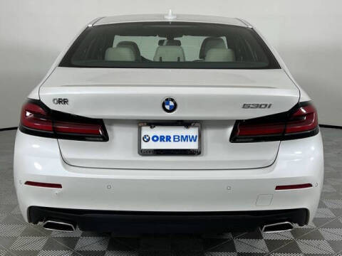 2022 BMW 5 Series 530i