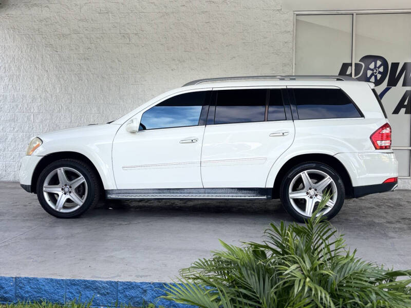 2010 Mercedes-Benz GL-Class GL 550 4MATIC