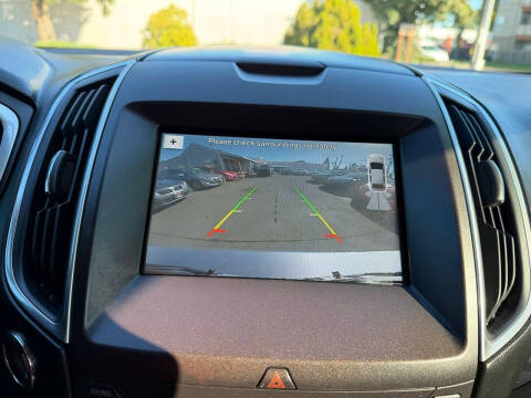 2016 Ford Edge Titanium