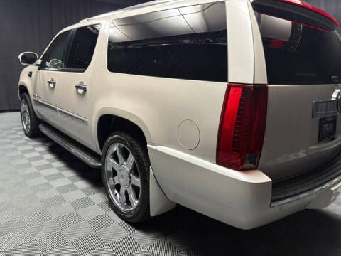 2014 Cadillac Escalade ESV Luxury