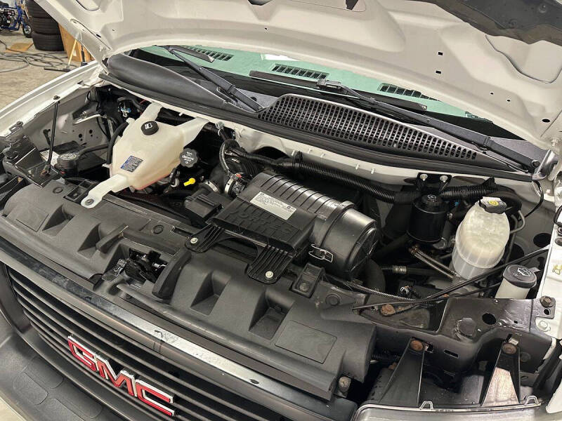 2020 GMC Savana 2500