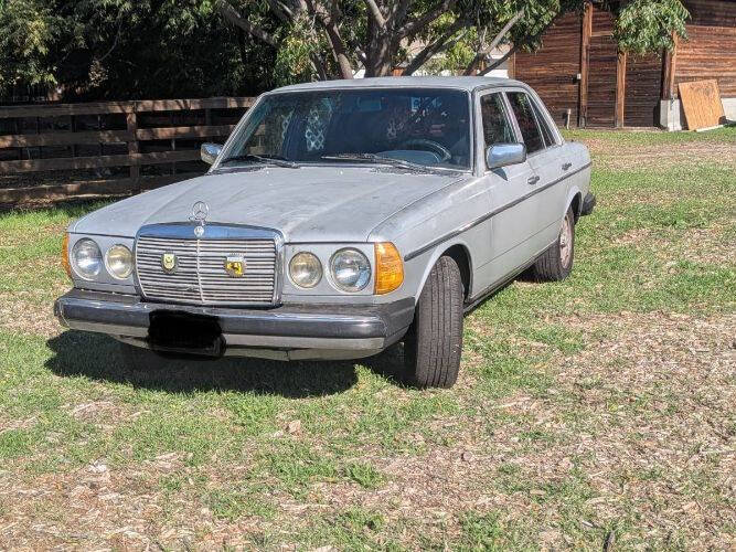 1981 Mercedes-Benz 300-Class