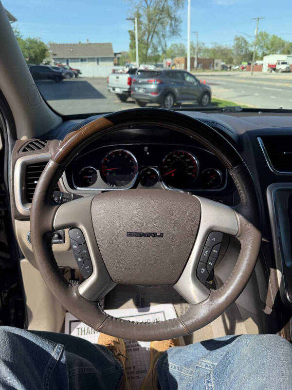 2016 GMC Acadia Denali