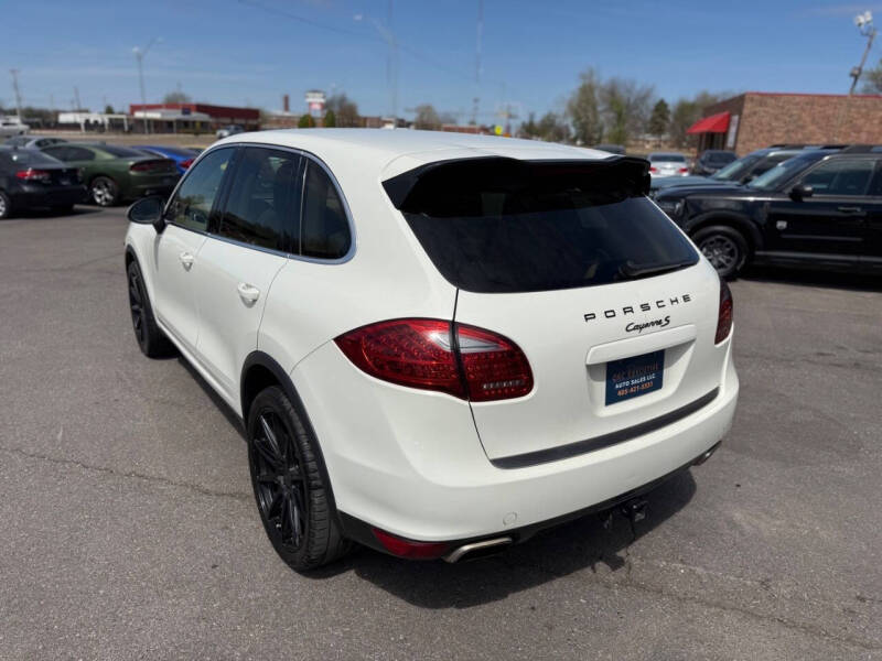 2011 Porsche Cayenne S