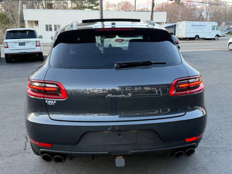 2017 Porsche Macan S