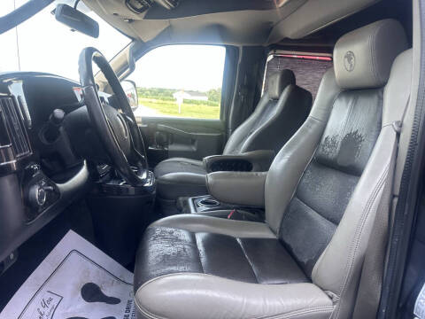 2016 GMC Savana 2500