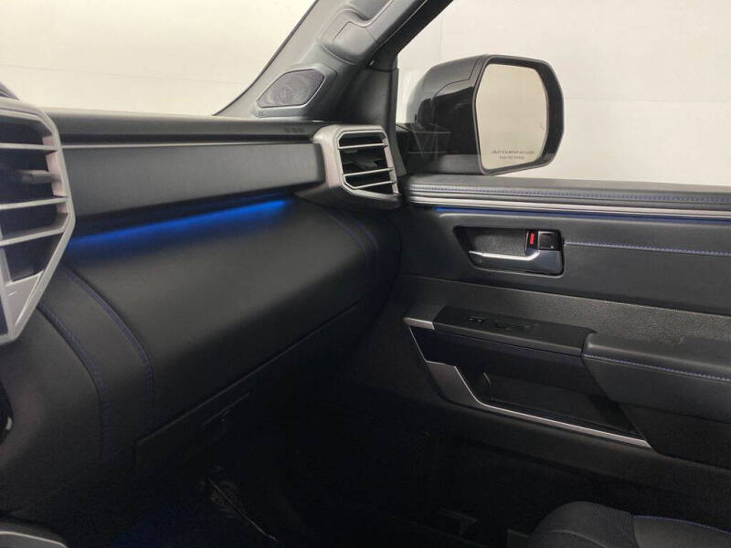 2024 Toyota Tundra Platinum HV