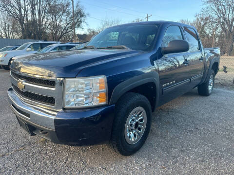 2011 Chevrolet Silverado 1500 for sale at Legends Automotive, LLC. in Topeka KS