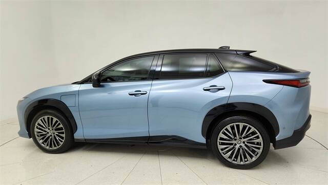 2023 Lexus RZ 450e Luxury