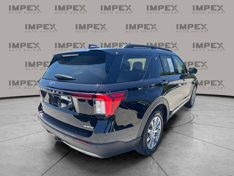 2025 Ford Explorer Active