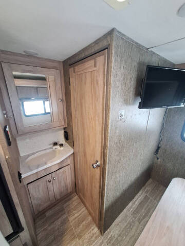 2018 Forest River Forrester 2251LE