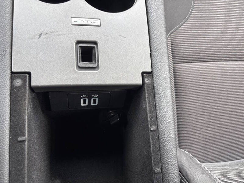 2018 Ford Taurus SEL