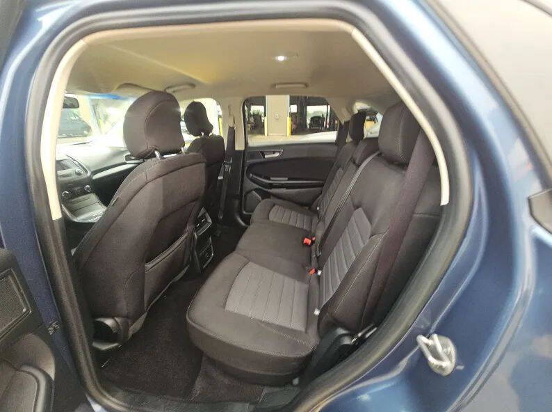 2019 Ford Edge SE
