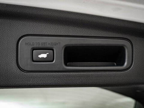 2023 Acura MDX w/Tech