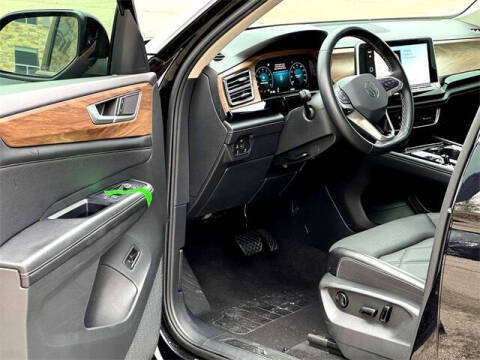 2024 Volkswagen Atlas SE