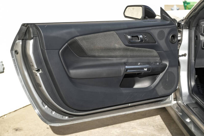 2024 Ford Mustang EcoBoost