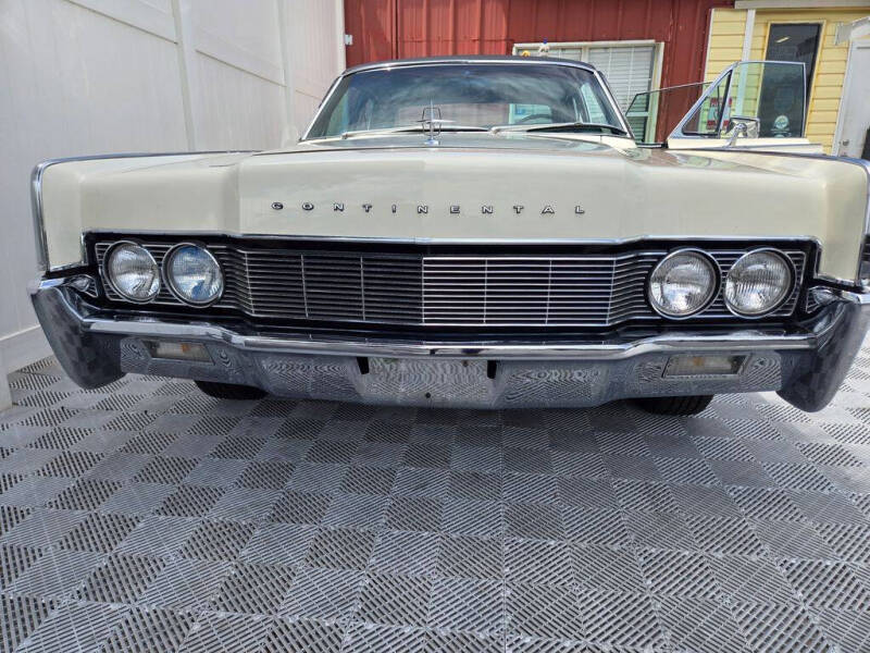 1967 Lincoln Continental
