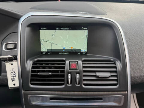 2016 Volvo XC60 T5 Platinum