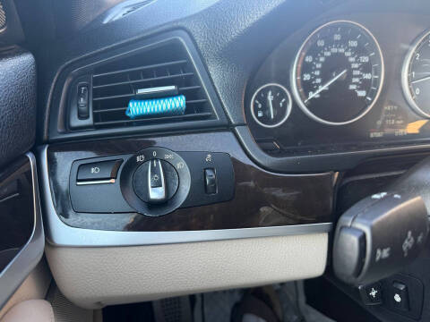 2012 BMW 5 Series 535i