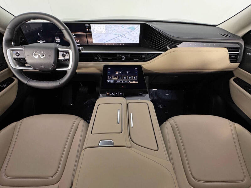 2025 Infiniti QX80 Pure