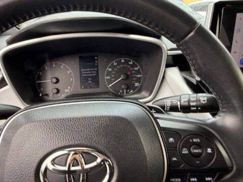 2023 Toyota Corolla Hatchback SE