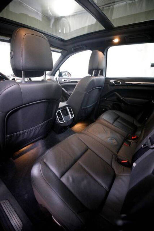 2014 Porsche Cayenne S