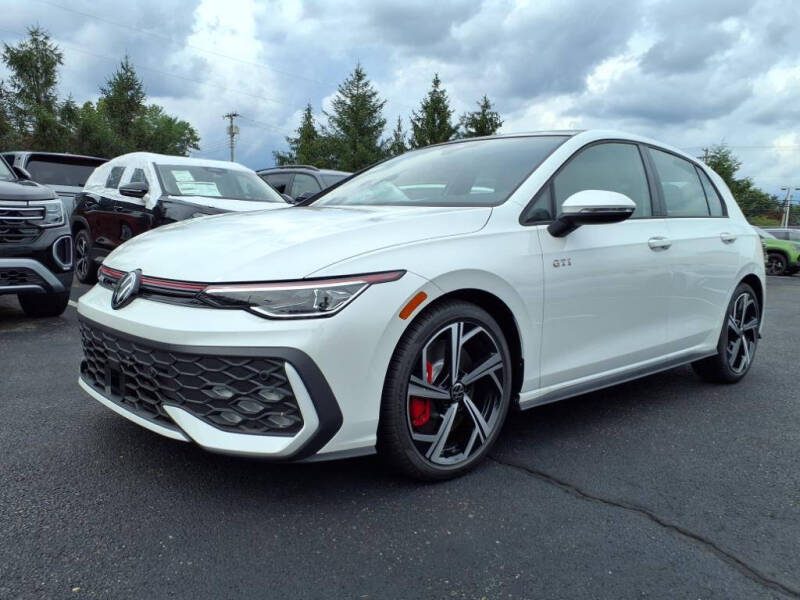 2025 Volkswagen Golf GTI SE