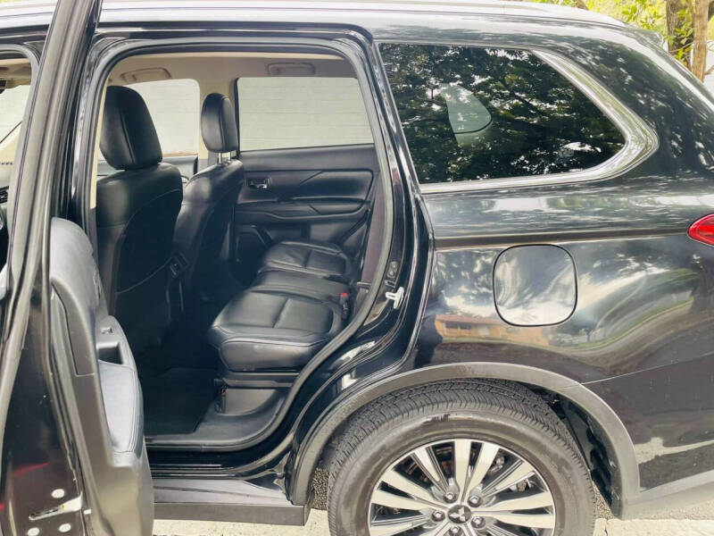 2020 Mitsubishi Outlander