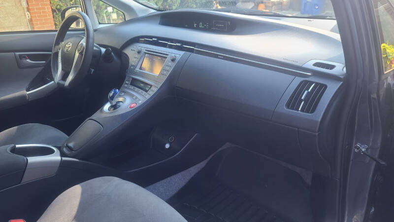 2015 Toyota Prius Three