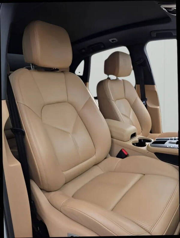 2020 Porsche Macan