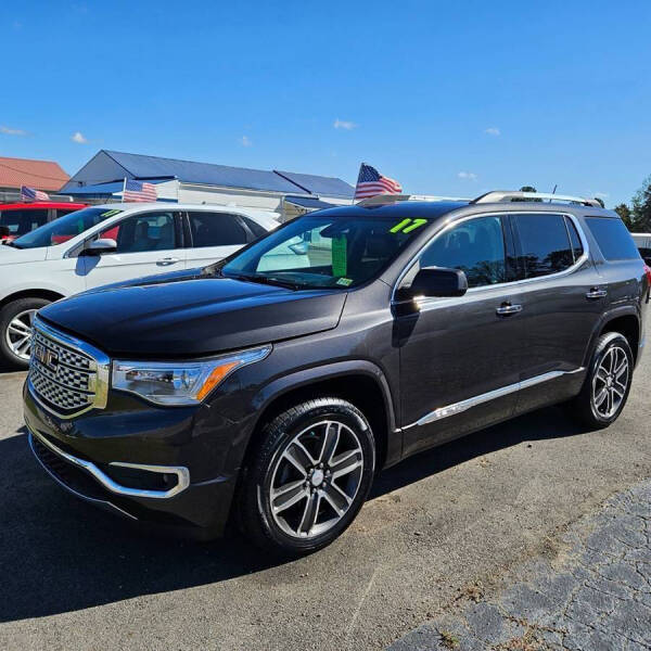 2017 GMC Acadia Denali