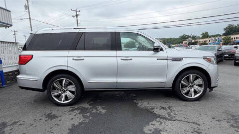 2018 Lincoln Navigator Black Label