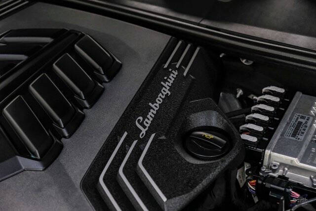 2022 Lamborghini Urus