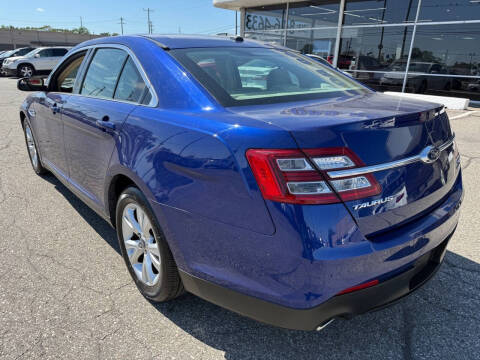 2015 Ford Taurus SEL