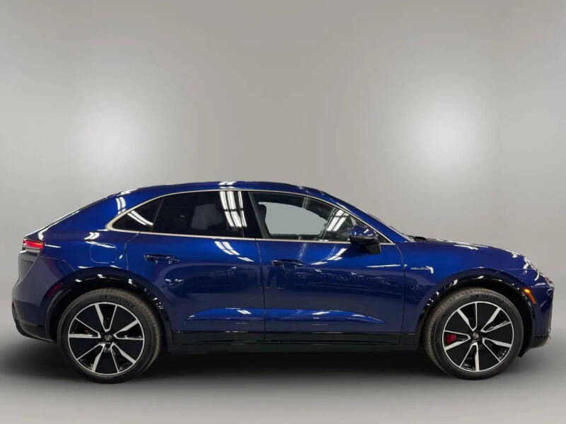 2024 Porsche Macan Turbo Electric