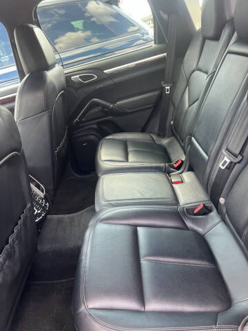 2012 Porsche Cayenne Turbo