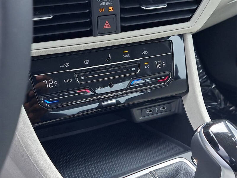 2025 Volkswagen Jetta S