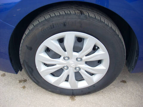 2022 Hyundai Accent SE