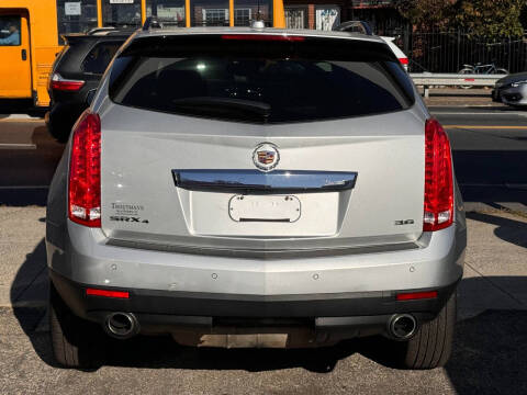 2016 Cadillac SRX Performance Collection