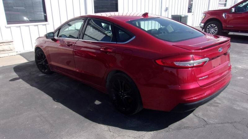2020 Ford Fusion SE