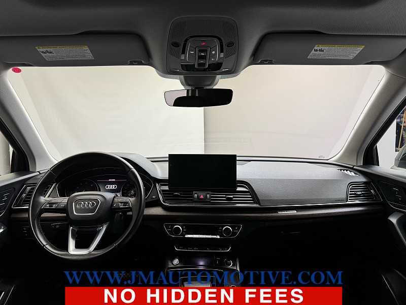 2022 Audi Q5 quattro Premium 40 TFSI