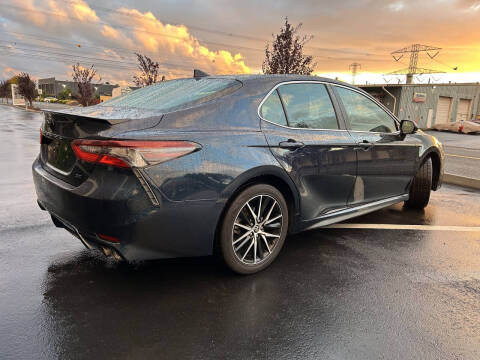 2021 Toyota Camry SE