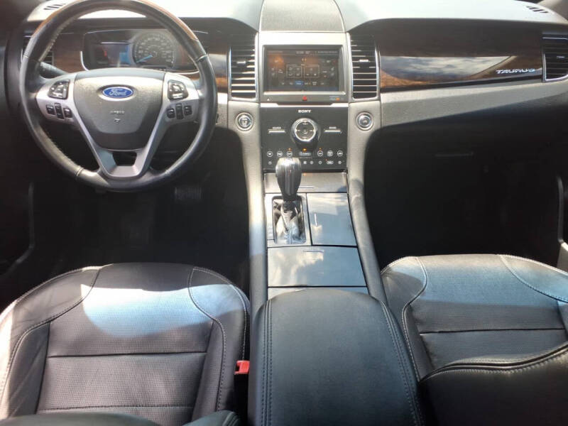 2013 Ford Taurus Limited
