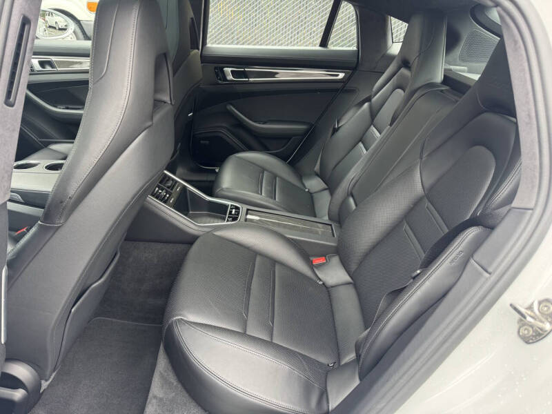 2018 Porsche Panamera Turbo